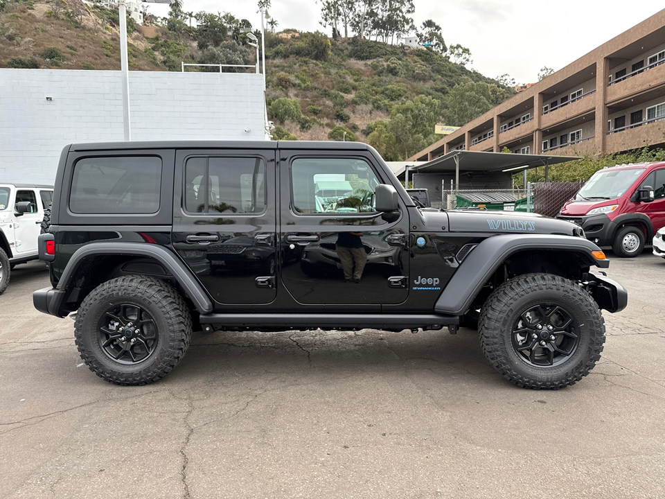 2025 Jeep Wrangler Willys 4xe 9