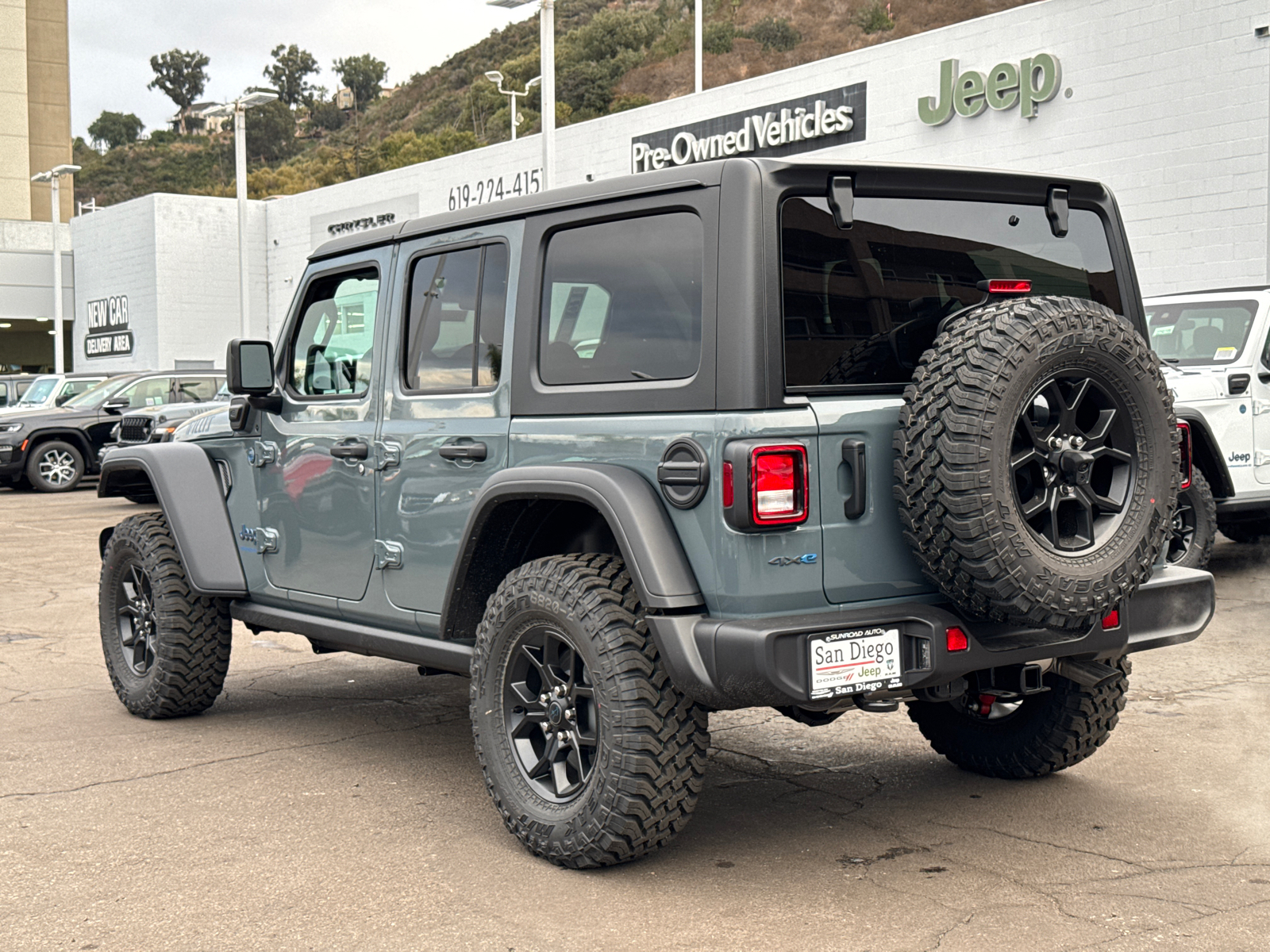 2025 Jeep Wrangler Willys 4xe 12