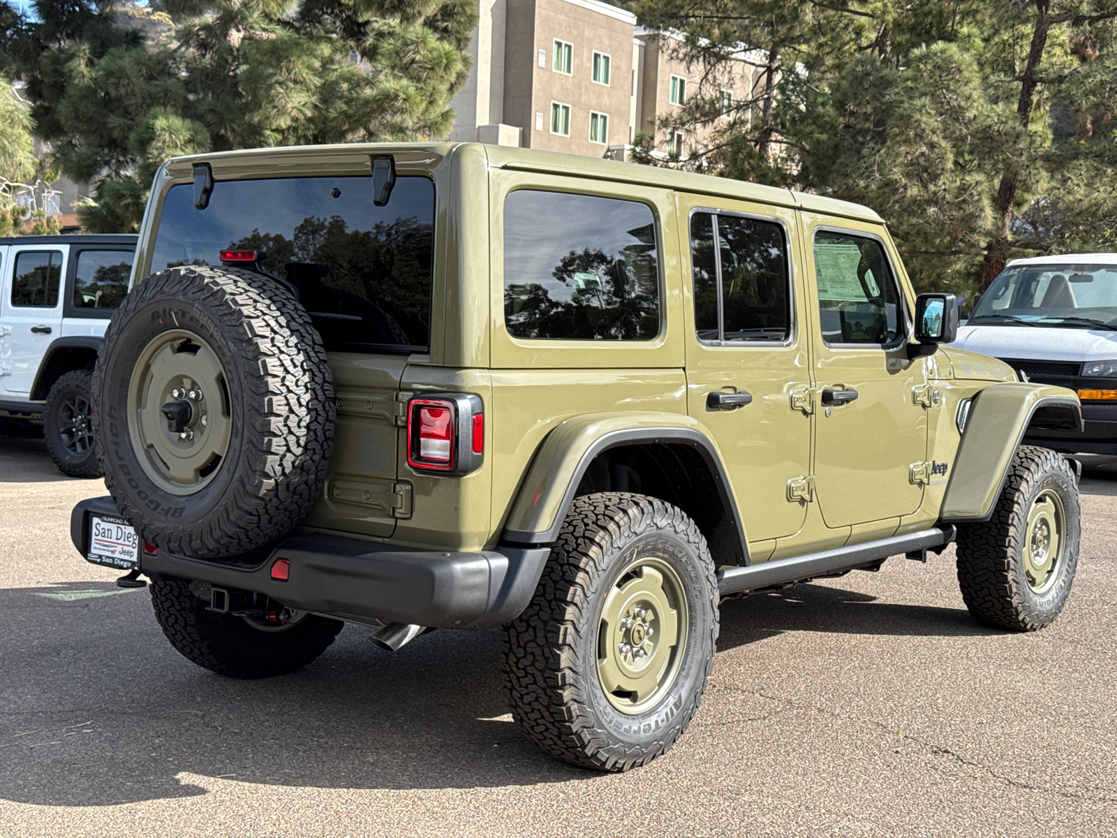 2025 Jeep Wrangler Willys 4xe 11