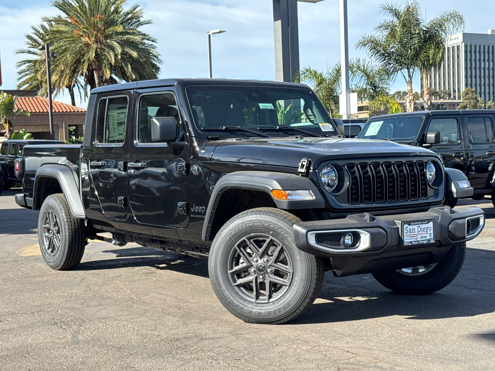 2025 Jeep Gladiator Sport 2