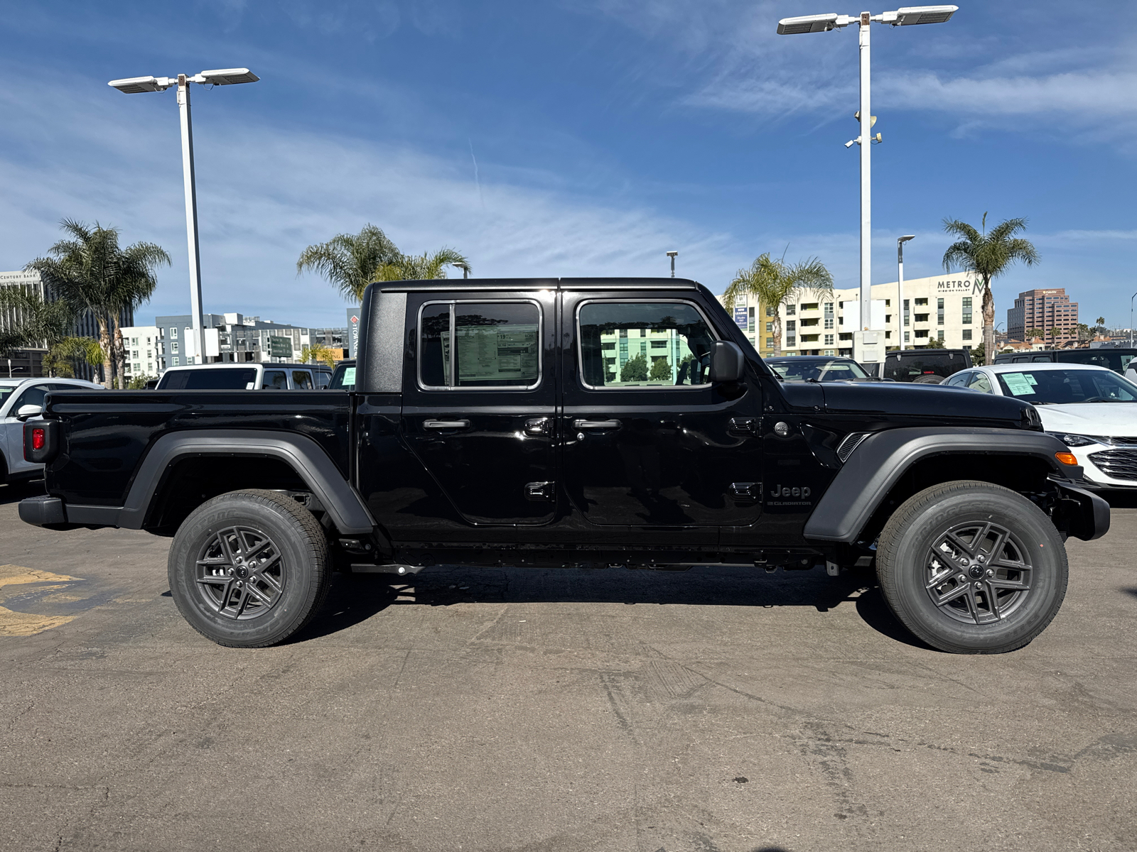 2025 Jeep Gladiator Sport 7