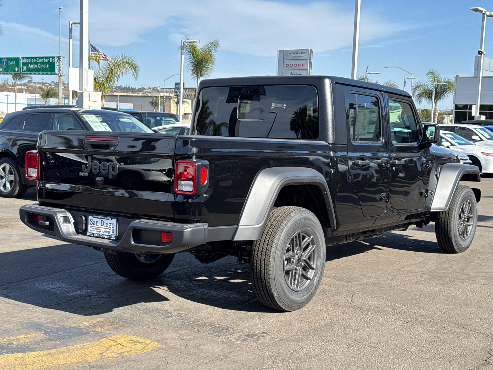 2025 Jeep Gladiator Sport 8