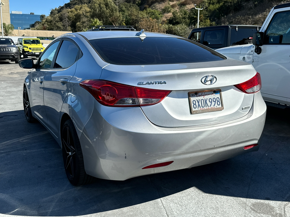 2013 Hyundai ELANTRA  19