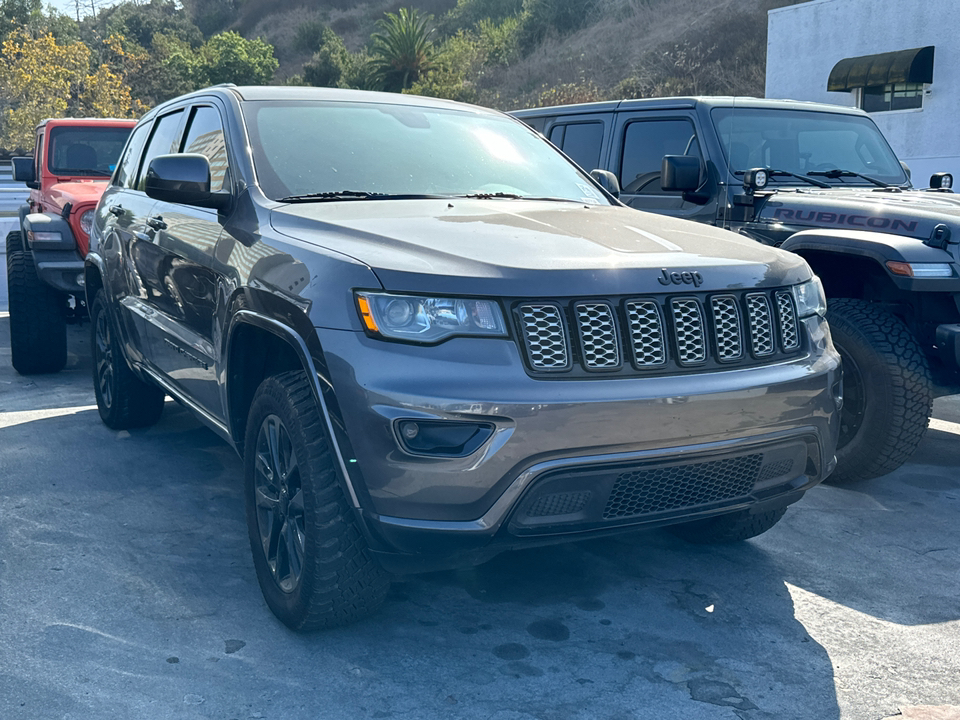 2017 Jeep Grand Cherokee  14