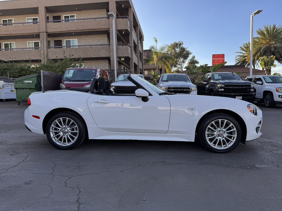 2018 Fiat 124 Spider Classica 7