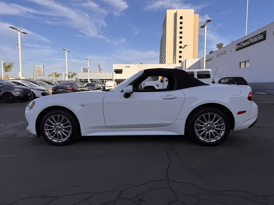 2018 Fiat 124 Spider Classica 13