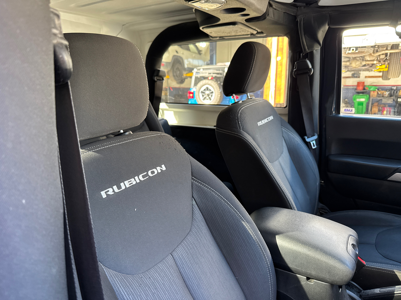 2016 Jeep Wrangler Rubicon 5