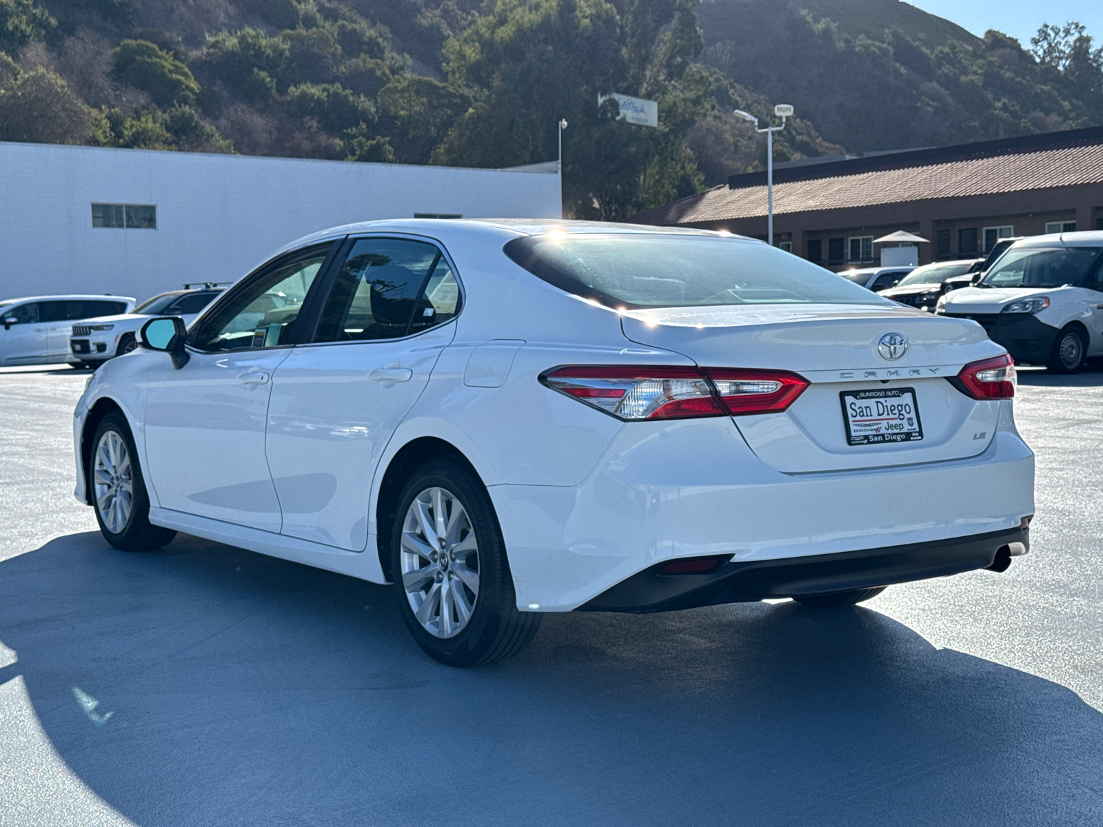 2018 Toyota Camry L 10