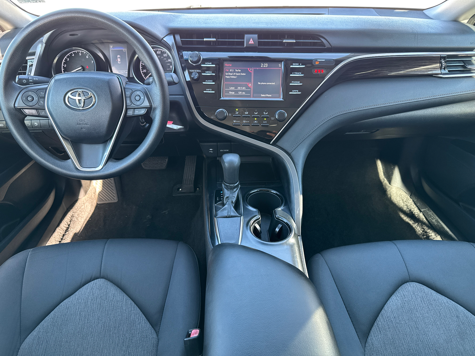 2018 Toyota Camry L 19