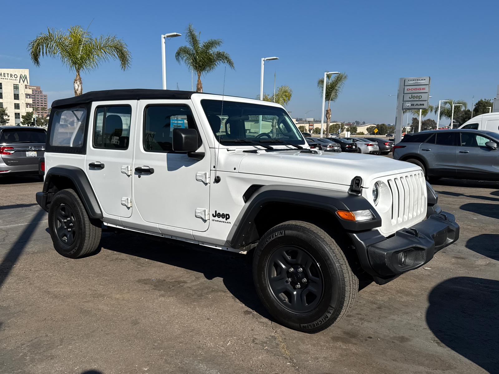 2023 Jeep Wrangler Sport 2