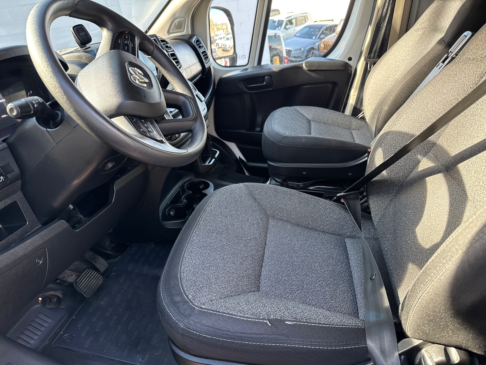 2022 Ram ProMaster 2500 High Roof 10