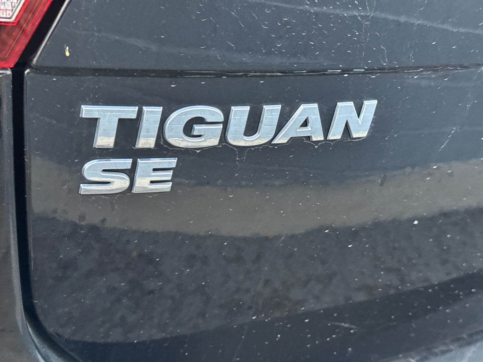 2020 Volkswagen Tiguan 2.0T SE 3