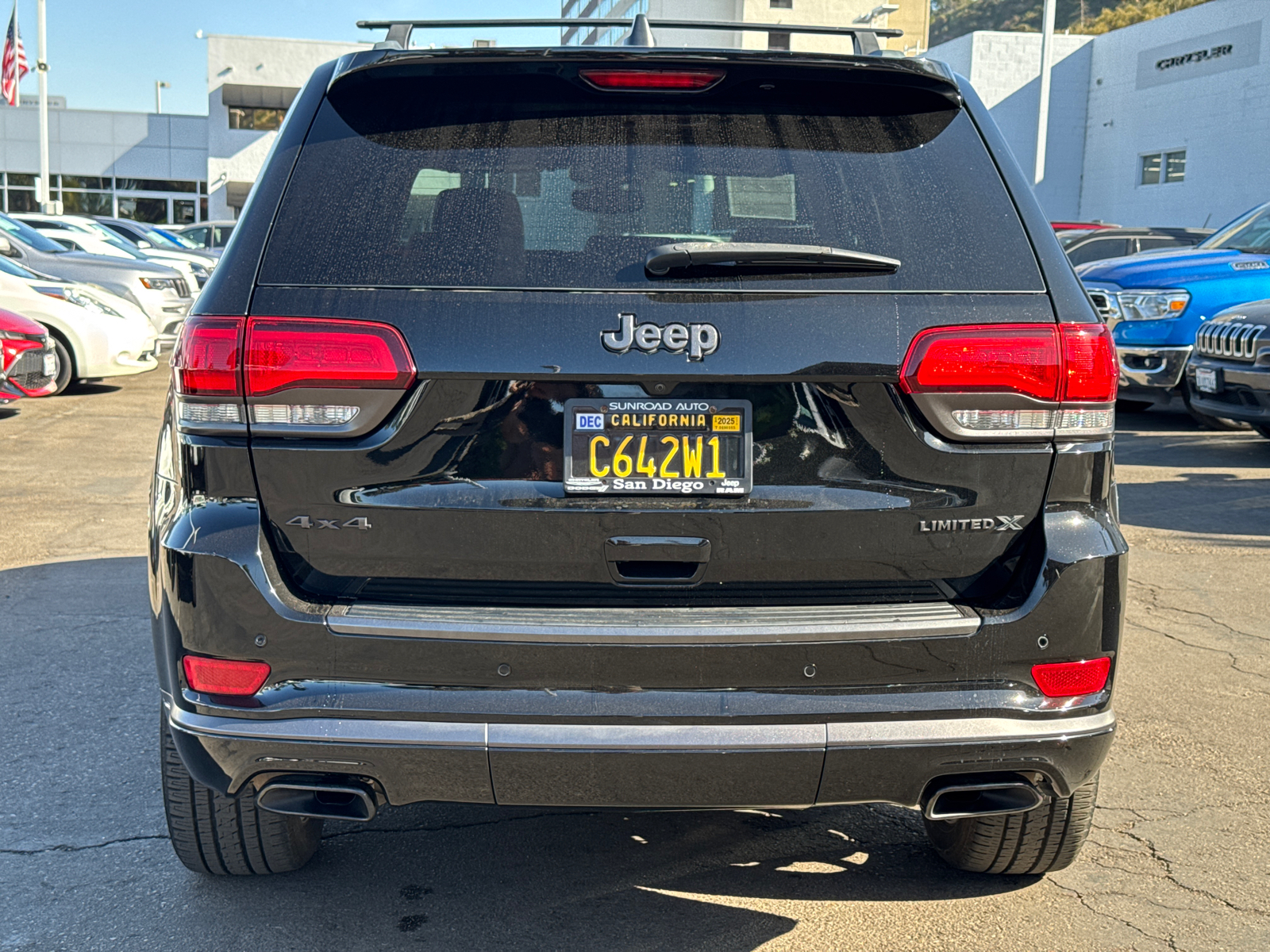 2020 Jeep Grand Cherokee Limited X 9