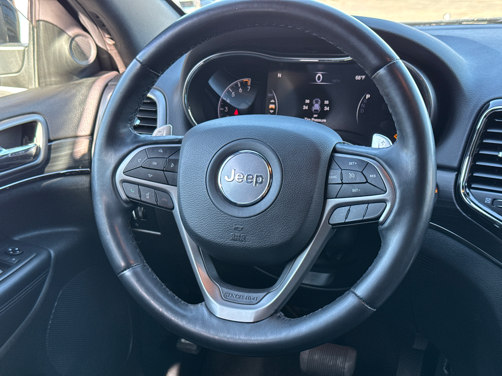 2020 Jeep Grand Cherokee Limited X 24