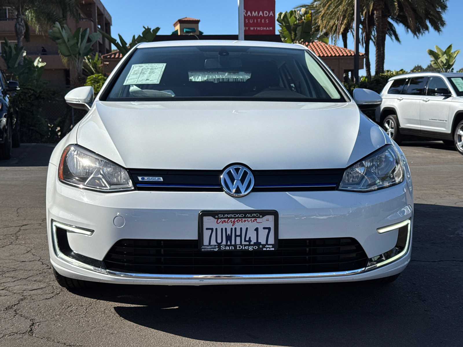 2016 Volkswagen e-Golf SE 5