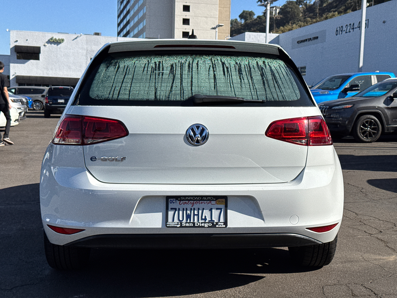 2016 Volkswagen e-Golf SE 9