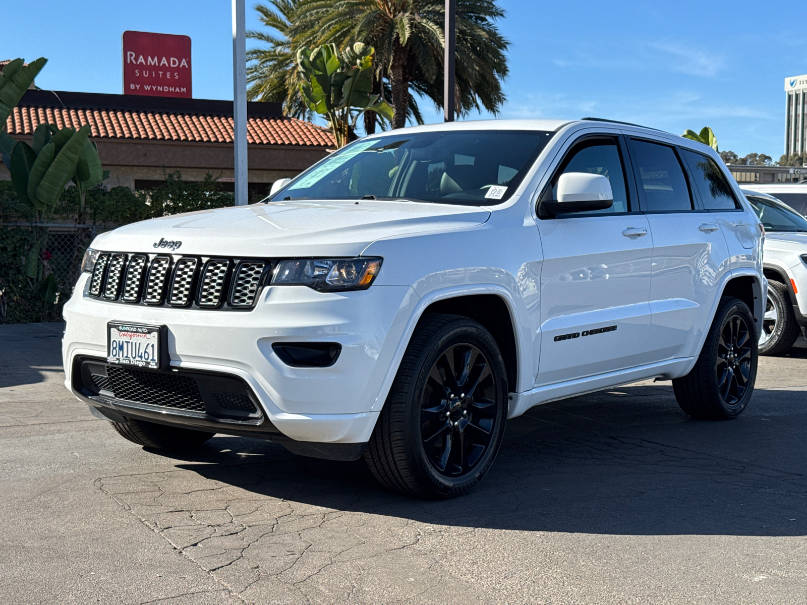 2019 Jeep Grand Cherokee Altitude 4