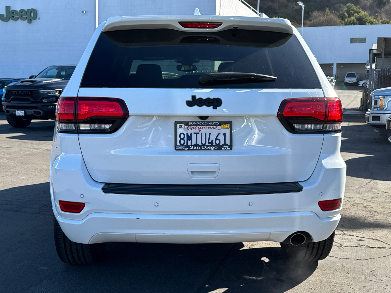 2019 Jeep Grand Cherokee Altitude 9