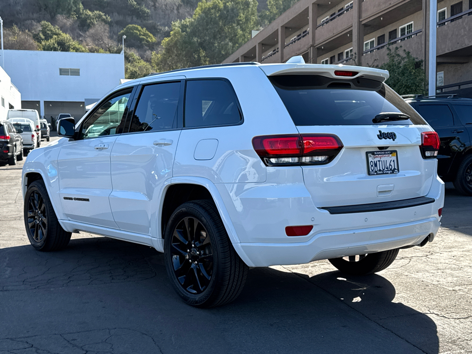 2019 Jeep Grand Cherokee Altitude 10