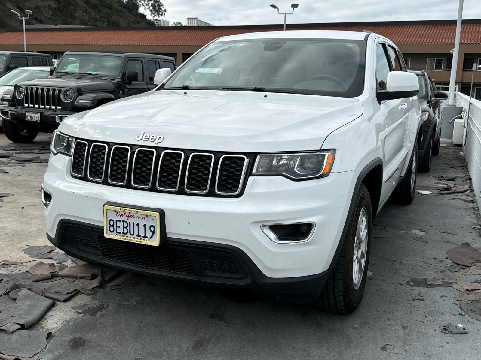 2019 Jeep Grand Cherokee Laredo 9