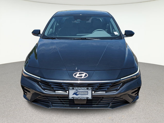 2024 Hyundai Elantra SEL 2