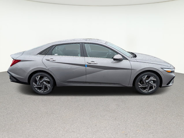 2024 Hyundai Elantra Hybrid Limited 4