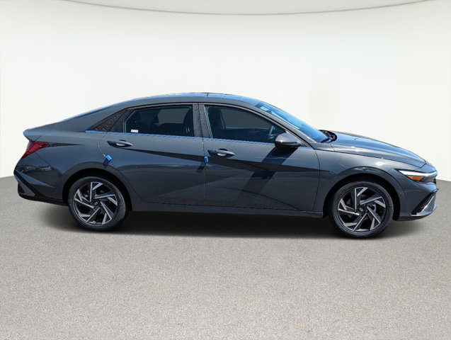 2024 Hyundai Elantra SEL 4