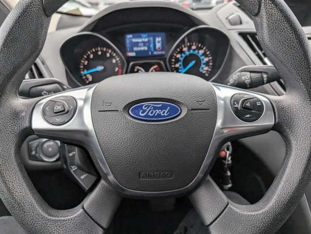 2015 Ford Escape S 27