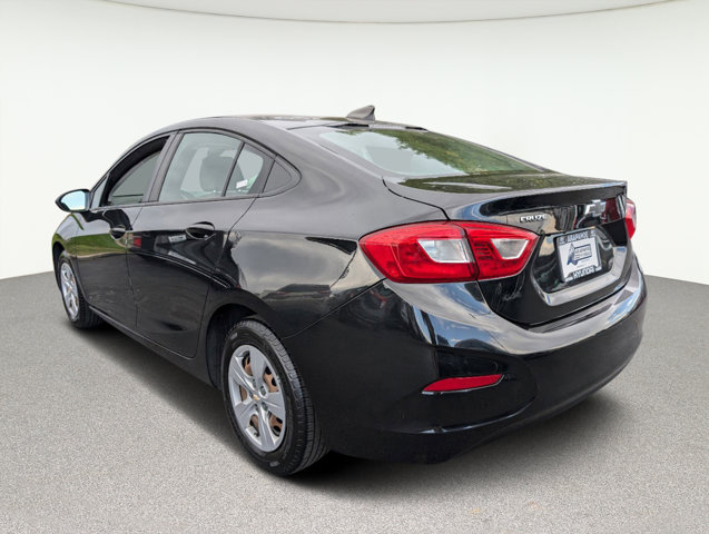 2018 Chevrolet Cruze LS 7