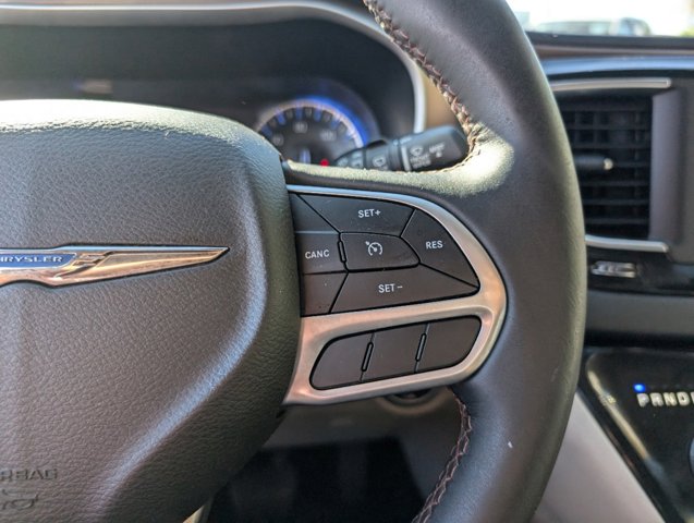 2018 Chrysler Pacifica Touring L 29