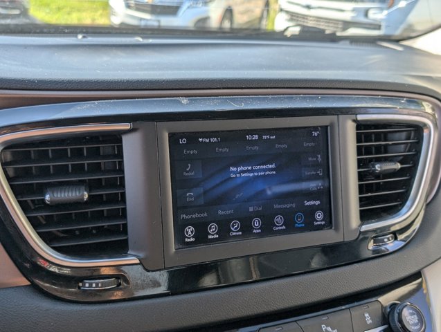 2018 Chrysler Pacifica Touring L 32