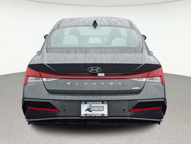 2024 Hyundai Elantra Hybrid Limited 6