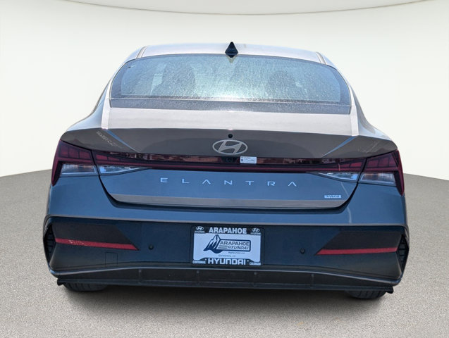 2024 Hyundai Elantra Hybrid Limited 6