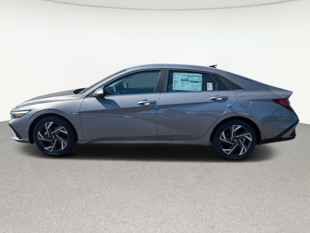 2024 Hyundai Elantra Hybrid Limited 8