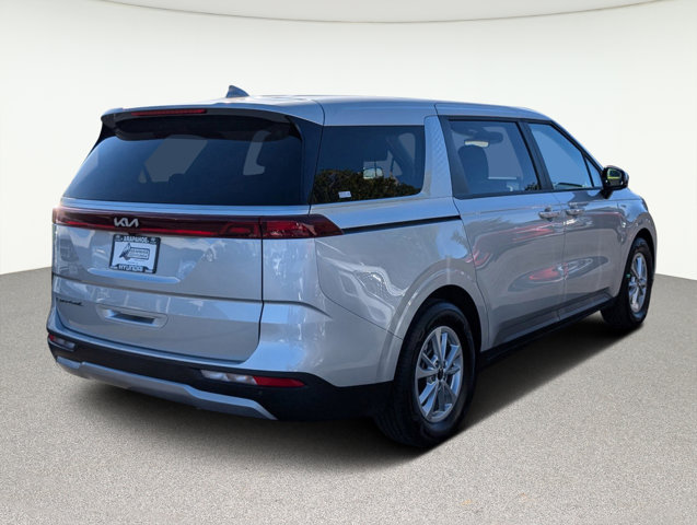 2022 Kia Carnival LXS 6