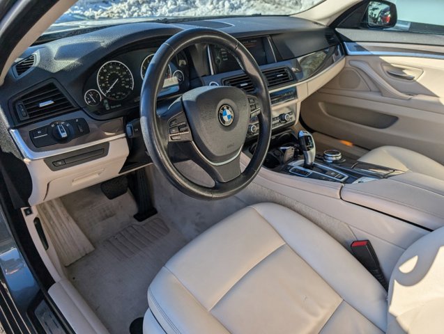 2014 BMW 5 Series 528i xDrive 14