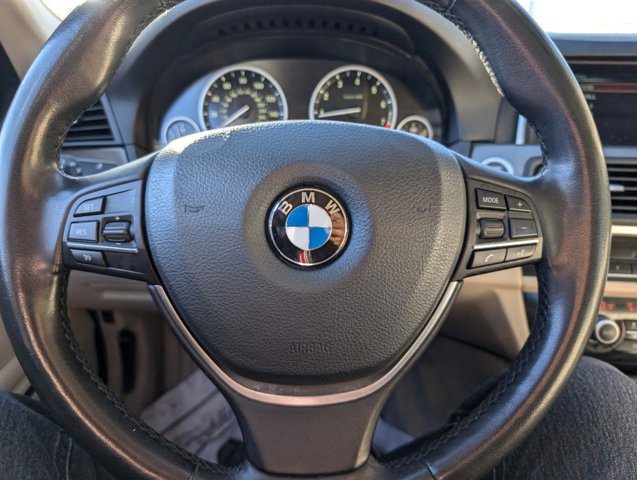 2014 BMW 5 Series 528i xDrive 27