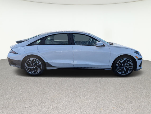 2024 Hyundai IONIQ 6 SEL 4