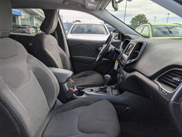 2019 Jeep Cherokee Latitude 22