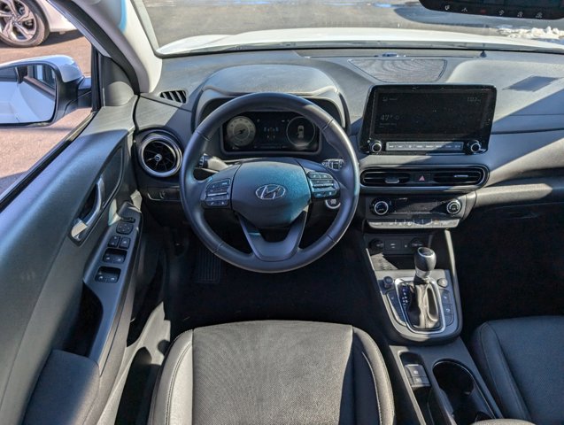 2022 Hyundai Kona Limited 19