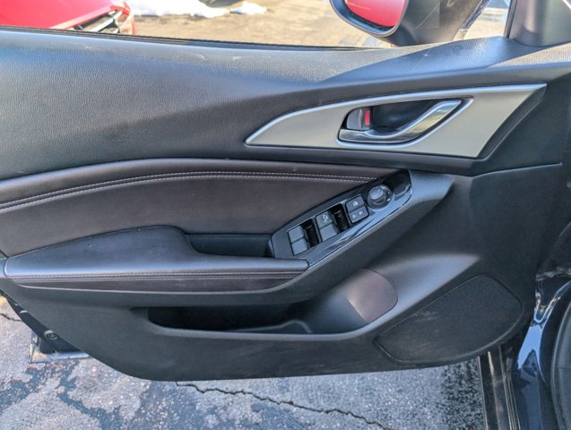 2018 Mazda Mazda3 5-Door Touring 14