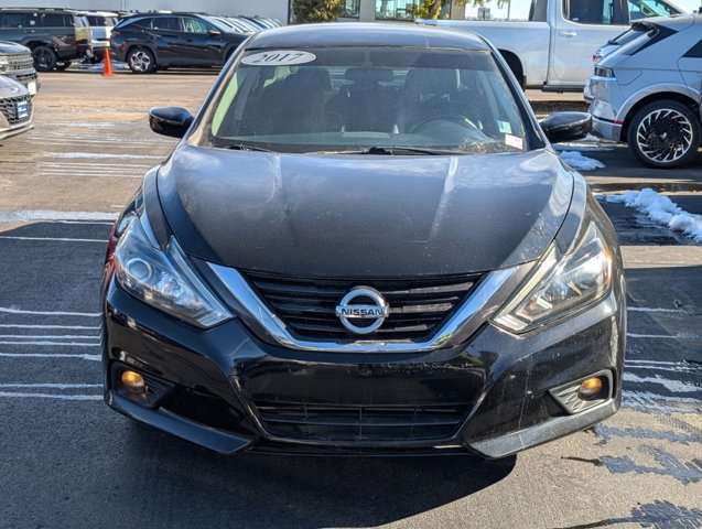 2017 Nissan Altima 2.5 SR 2