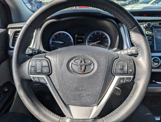 2018 Toyota Highlander XLE 27