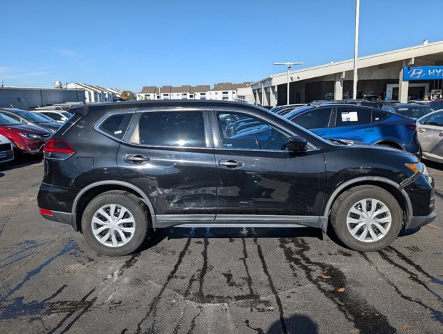 2018 Nissan Rogue S 4