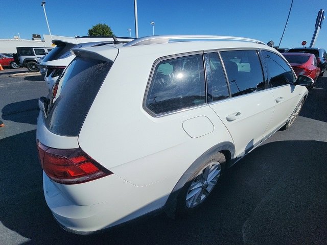 2019 Volkswagen Golf Alltrack  5