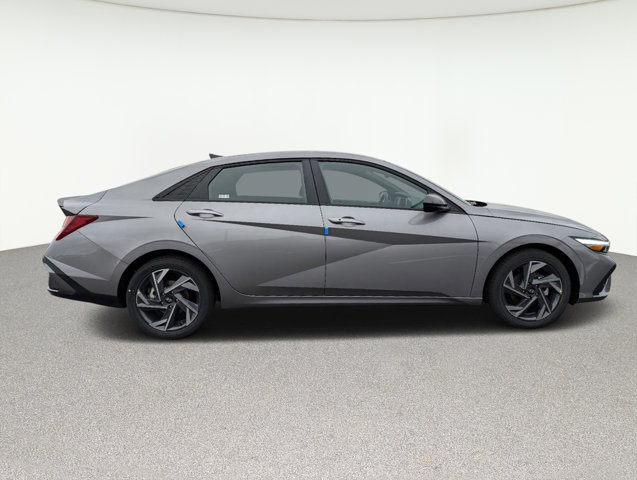 2025 Hyundai Elantra SEL Sport 7