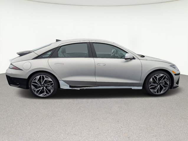 2025 Hyundai IONIQ 6 SEL 4