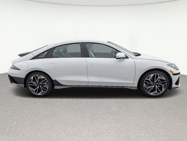 2025 Hyundai IONIQ 6 SEL 4