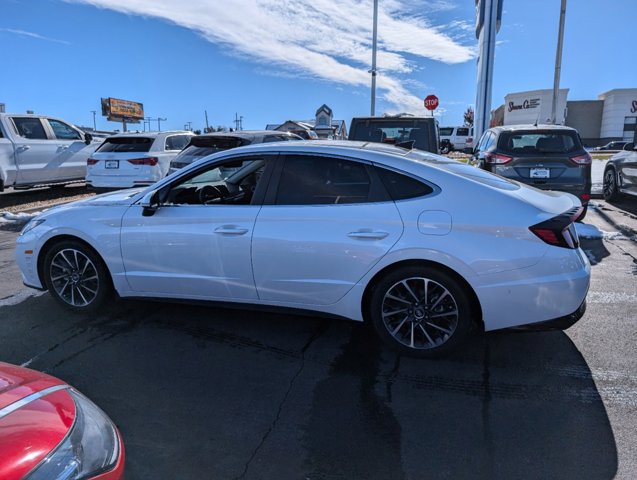 2022 Hyundai Sonata Limited 8