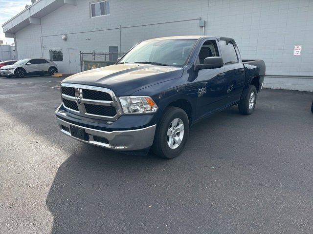 2022 Ram 1500 Classic SLT 2